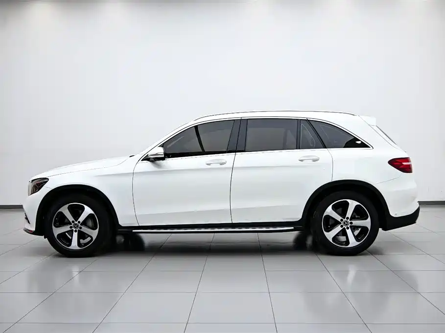Mercedes-Benz GLC 2019 Facelift GLC 260 L 4MATIC Luxury фото 5