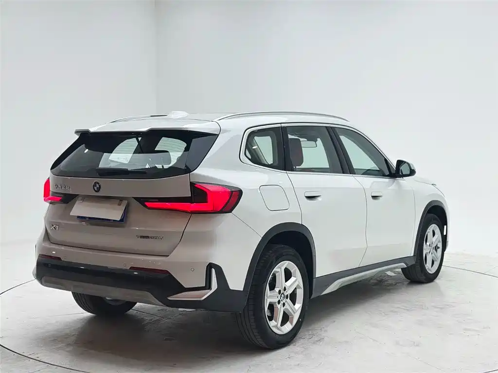 BMW X1 2023 sDrive20Li X Design Package фото 6