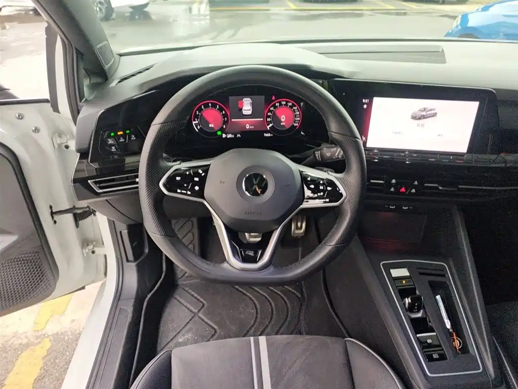 Volkswagen Golf 2023 Facelift 280TSI DSG R-Line Lite фото 11