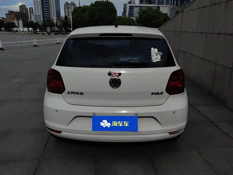 Volkswagen Polo 2016 1.4L Automatic Trend фото 4
