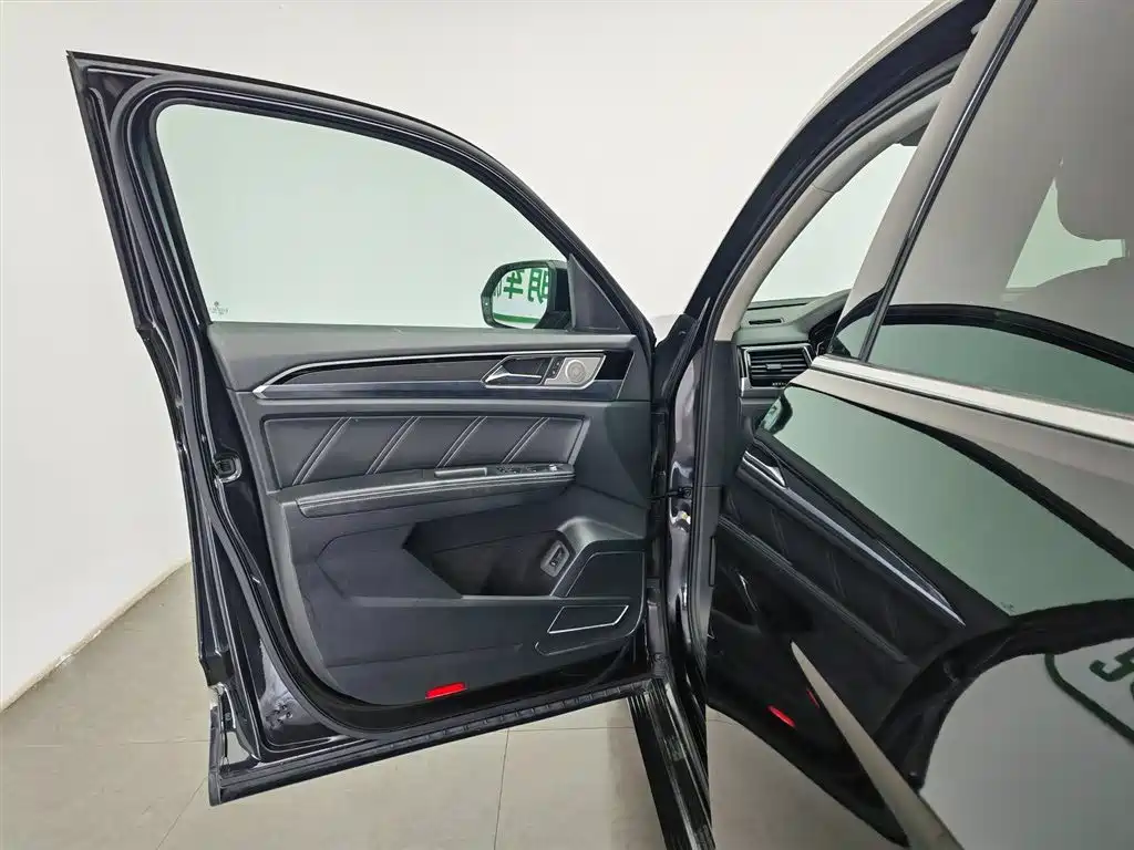 Volkswagen Teramont 2020 Teramont X 330TSI 2WD Luxury фото 8