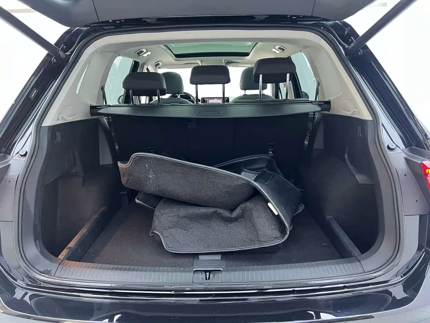 Volkswagen Tiguan L 2023 280TSI 2WD Trend Limited Edition фото 18