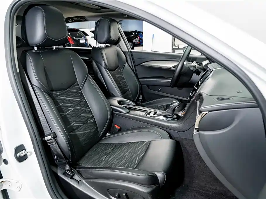 Cadillac ATS-L 2016 28T Technology фото 19