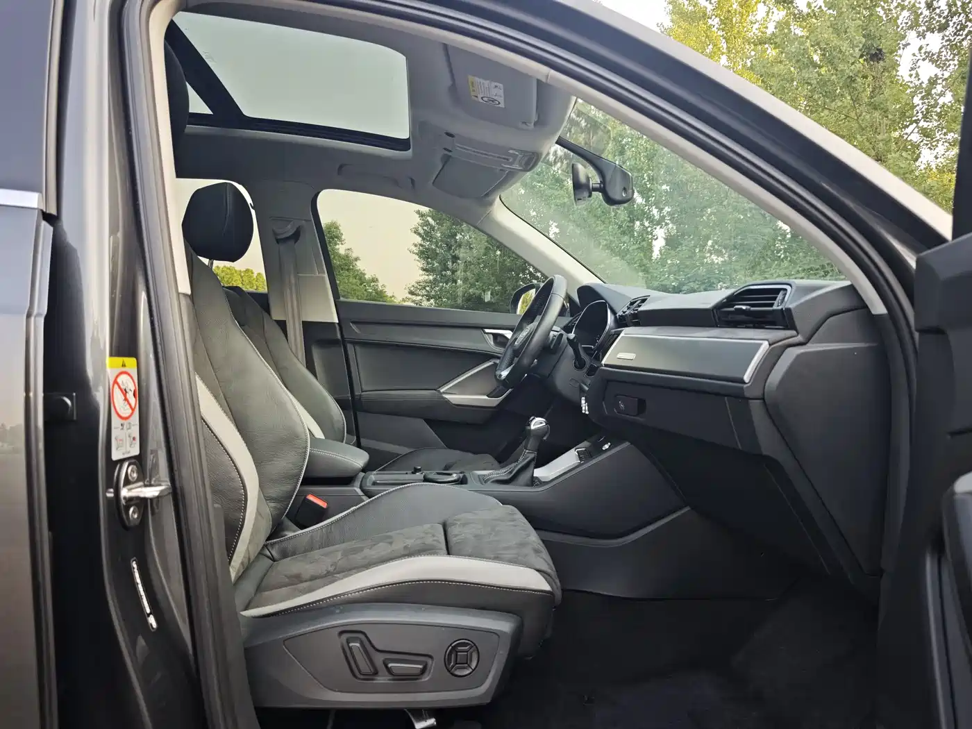Audi Q3 2023 35 TFSI Fashion Dynamic (1.4T) фото 14