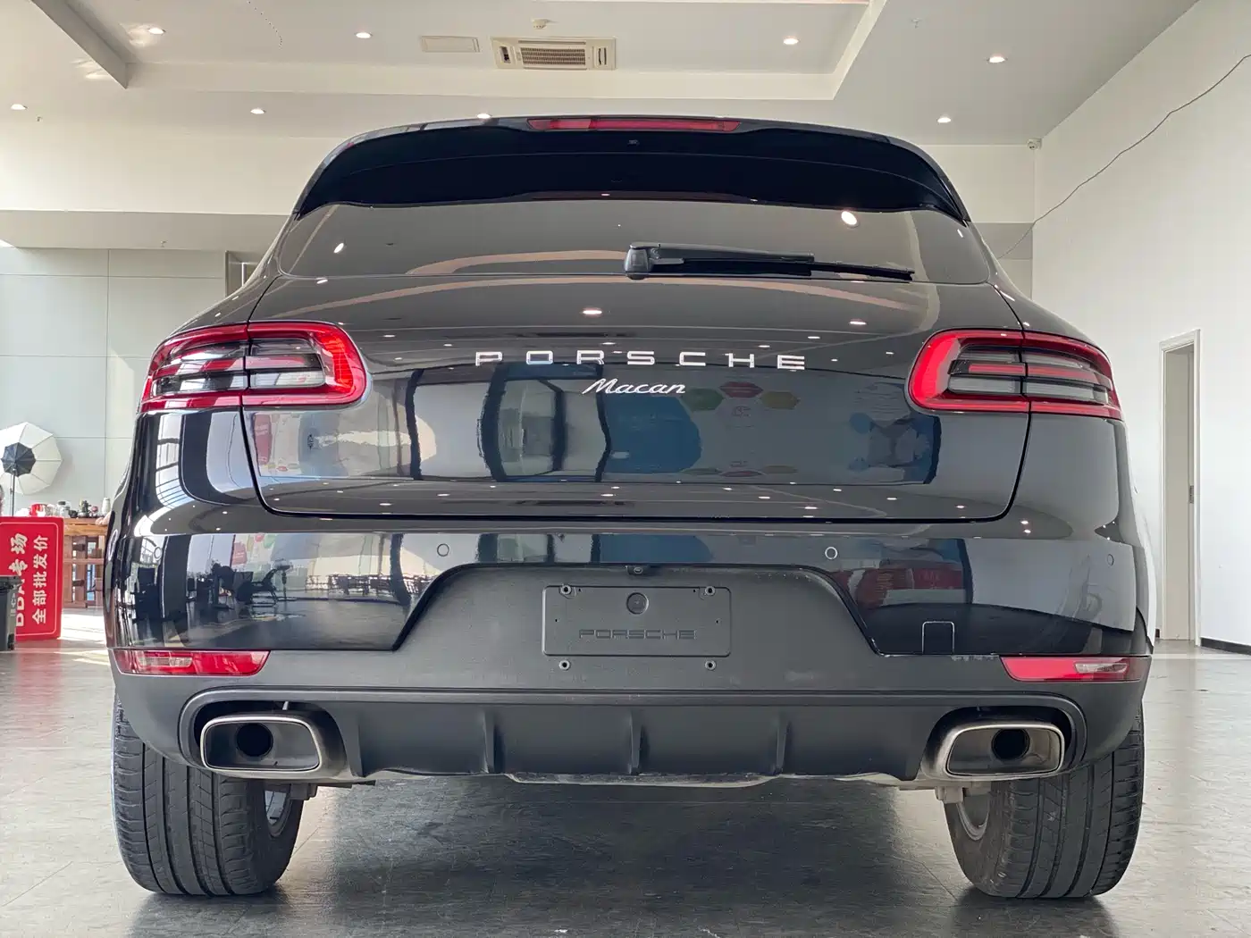 Porsche Macan 2017 Macan 2.0T фото 13
