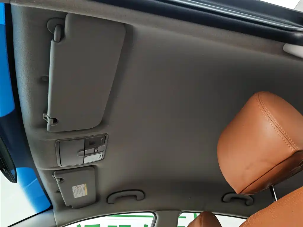 Hyundai Mistra 2014 1.8L Auto Comfort GL фото 14