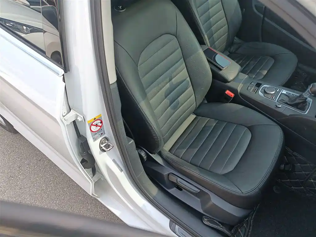 Audi A3 2015 Limousine 35 TFSI Millionth Anniversary Intelligent Leader Type фото 25