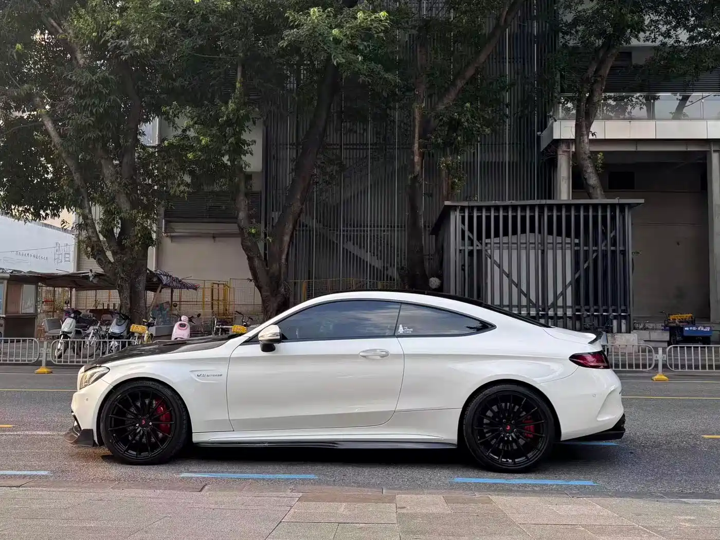Mercedes-Benz C-Class AMG 2016 AMG C 63 Coupe фото 3