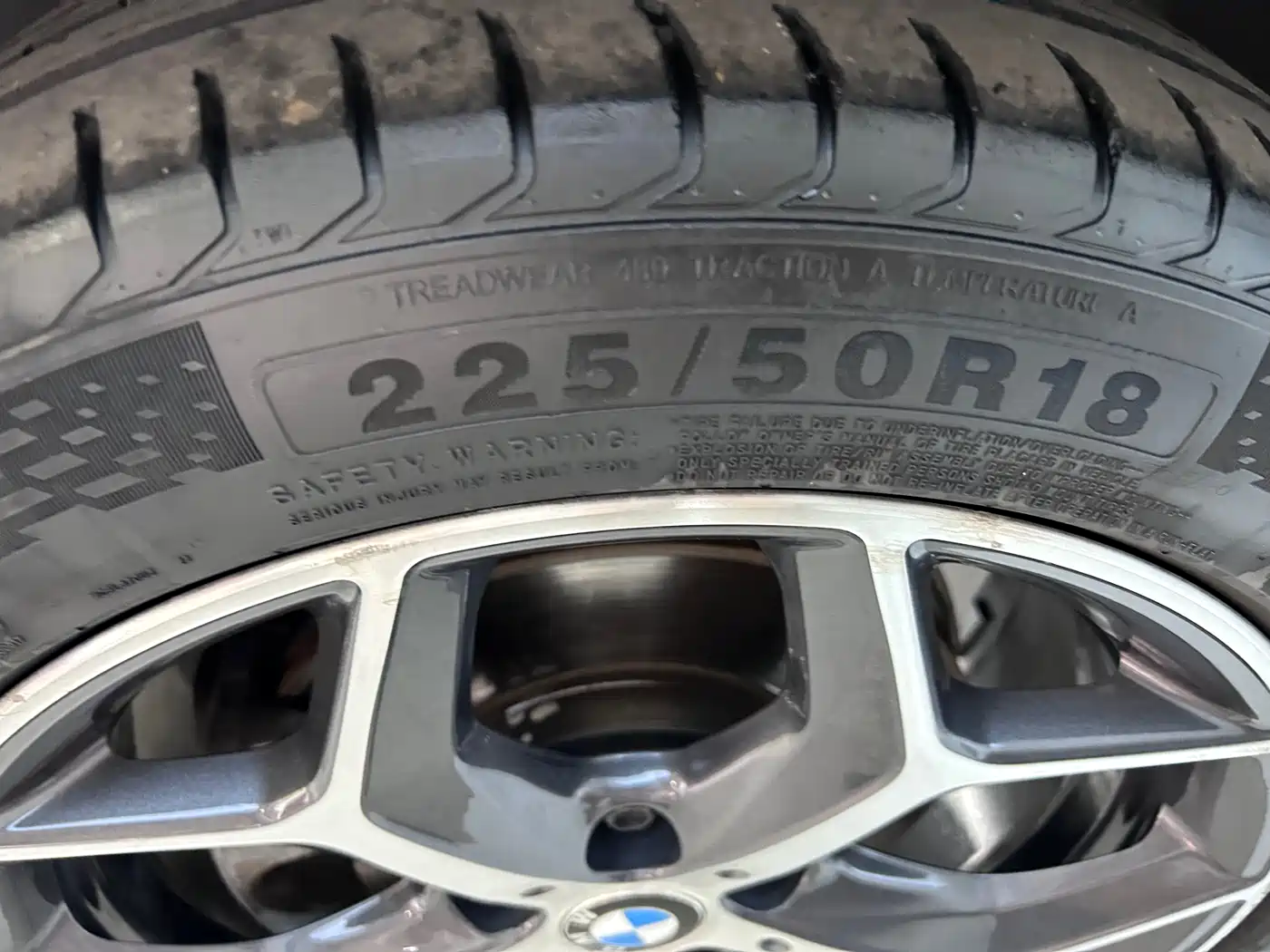 BMW X1 2018 sDrive18Li Premium Model фото 30