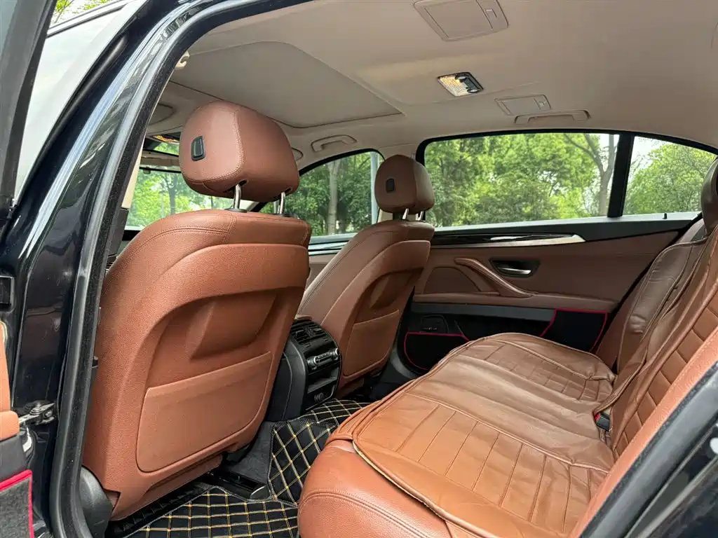 BMW 5 Series 2014 528Li Leading Edition фото 7