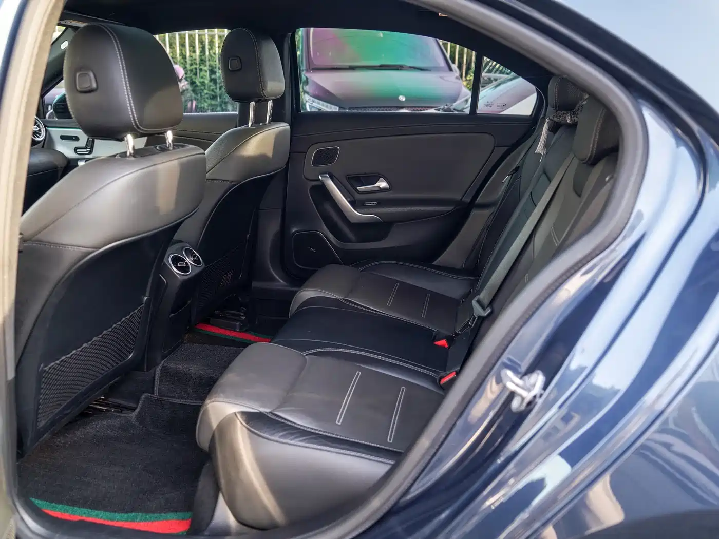 Mercedes-Benz A-Class AMG 2019 AMG A 35 L 4MATIC фото 11