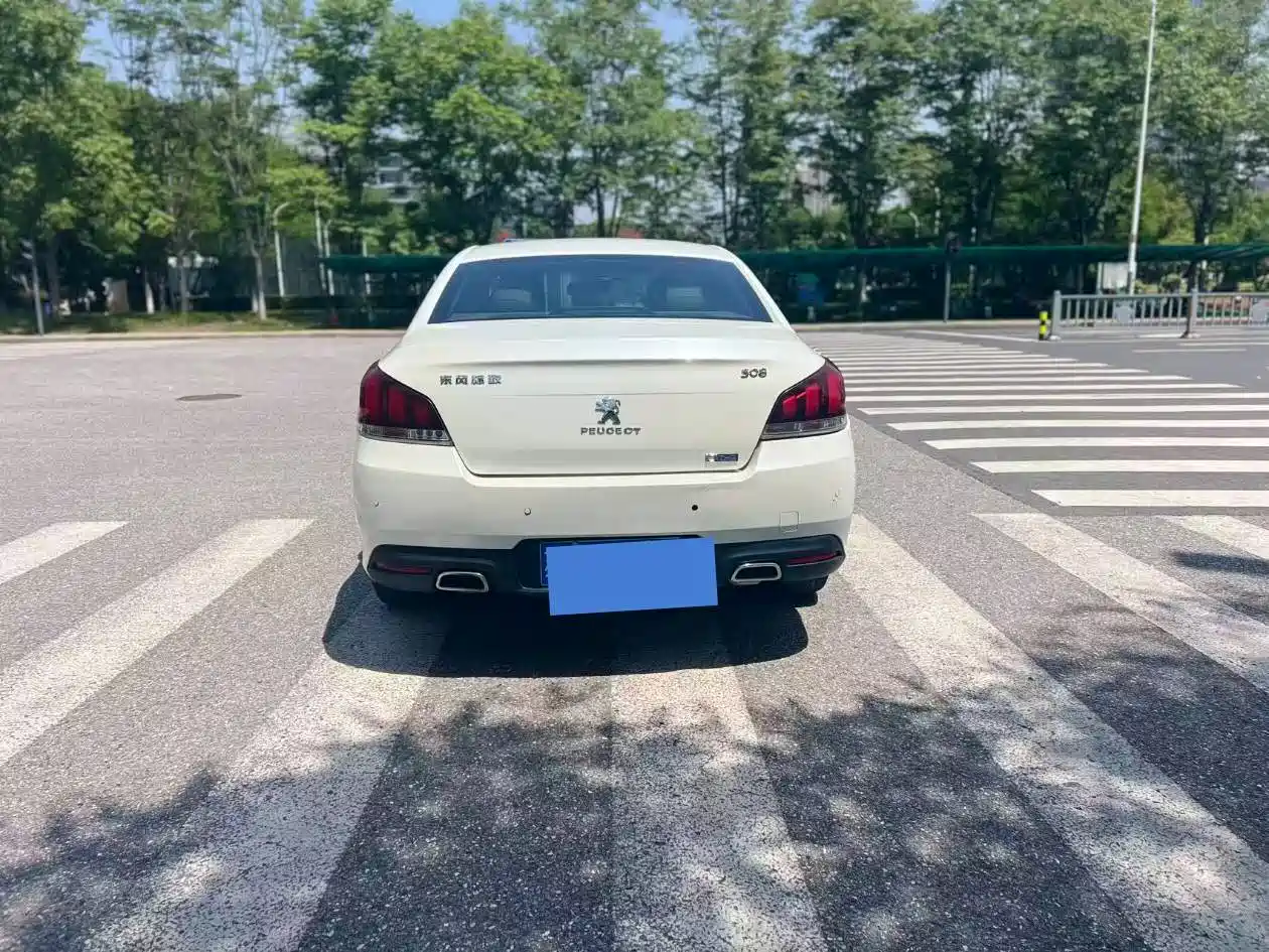Peugeot 508 2015 1.6THP Auto Excellence Edition фото 6