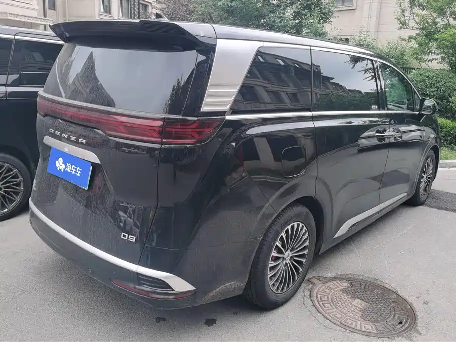 Denza D9 2022 DM-i 970 AWD Flagship фото 3