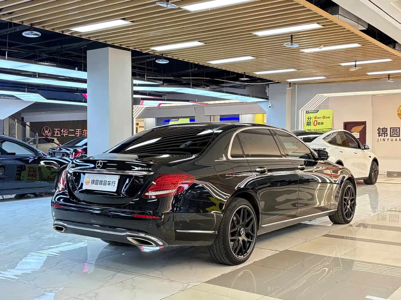 Mercedes-Benz E-Class 2017 Model E 320 L 4MATIC фото 5