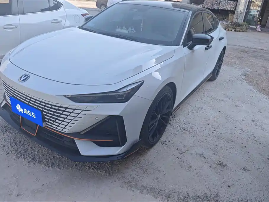 CHANG'AN UNI-V 2023