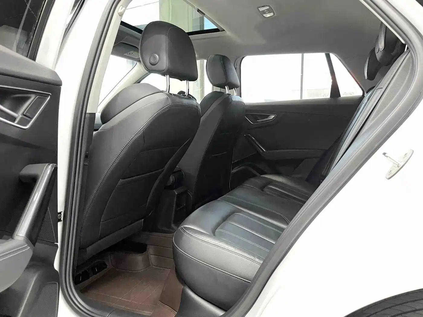 Audi Q2L 2022 35 TFSI Fashion Dynamic фото 10