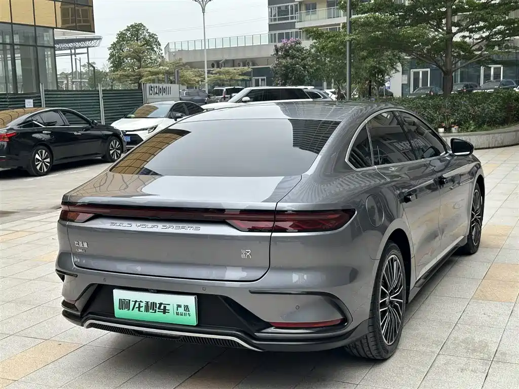 BYD Han 2024 Model DM-i Glory Edition 121KM Premium Type фото 19