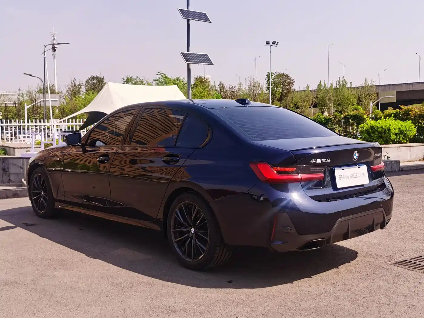 BMW 3 Series 2024 325Li M Sport Shadowline Package фото 7