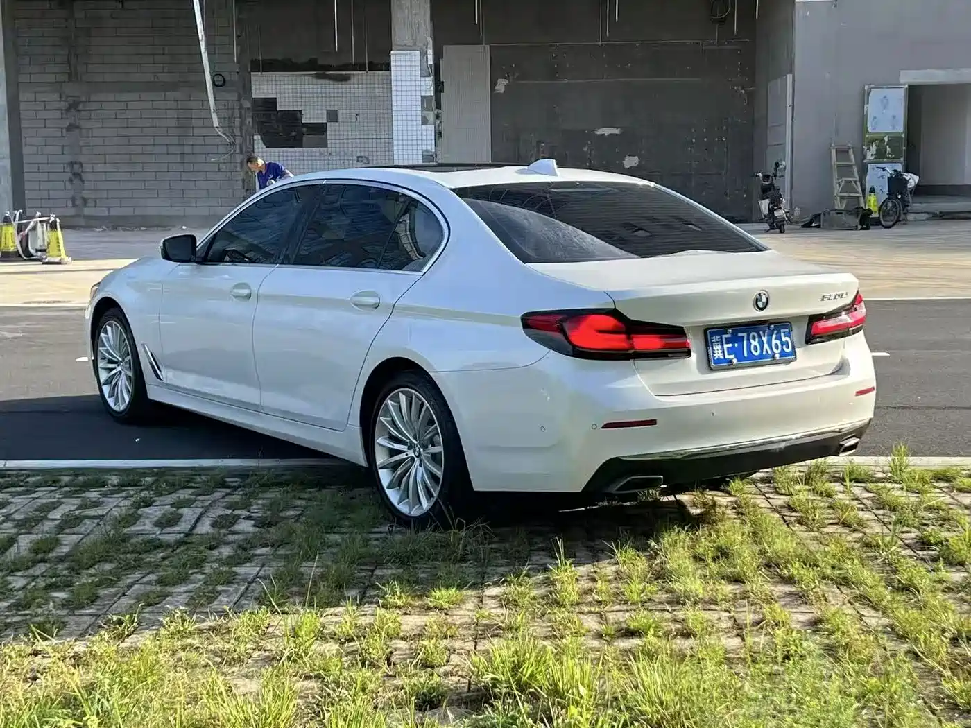 Фото 3 - BMW 5 Series
