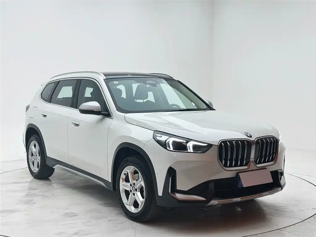 BMW X1 2023 sDrive20Li X Design Package фото 3