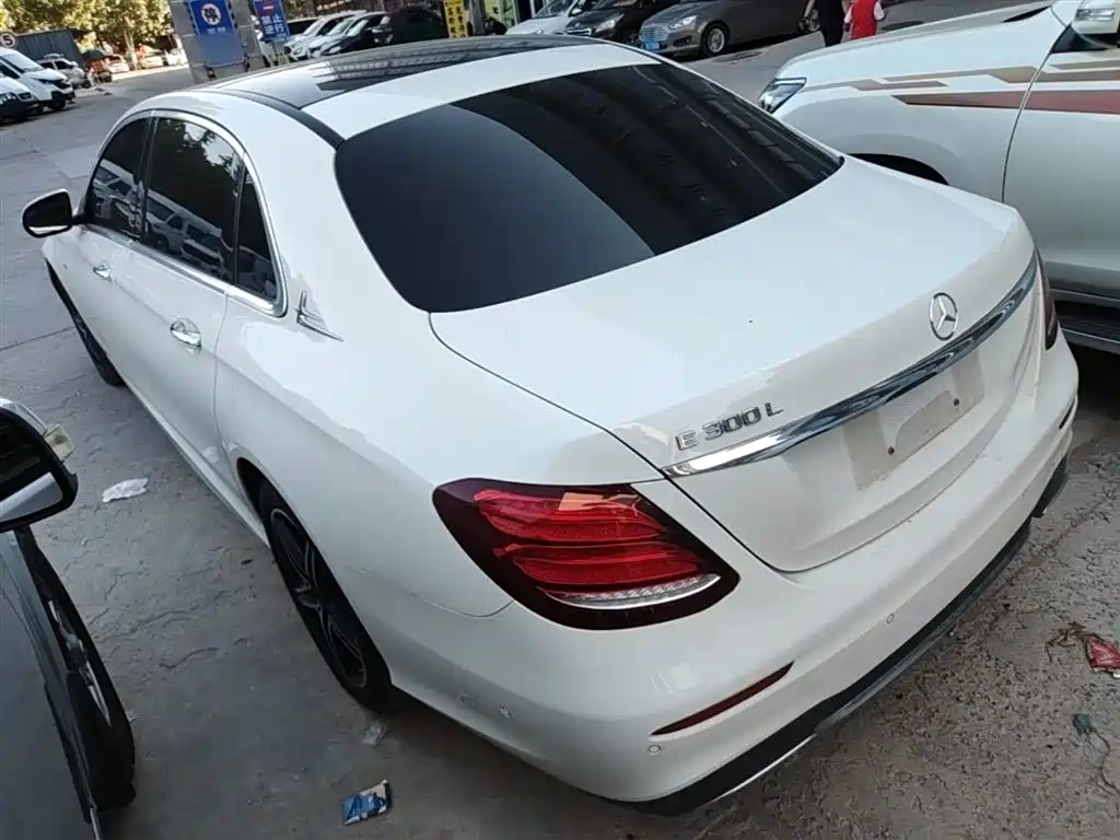 Mercedes-Benz E-Class 2020 Facelift E 300 L Sport Exclusive фото 5
