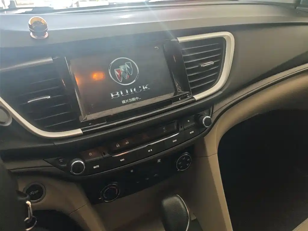 Buick Excelle 2015 15N Automatic Elite фото 13