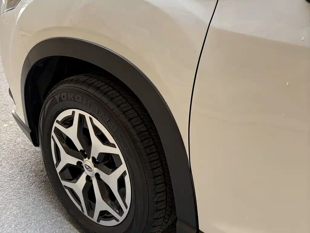 SUBARU FORESTER