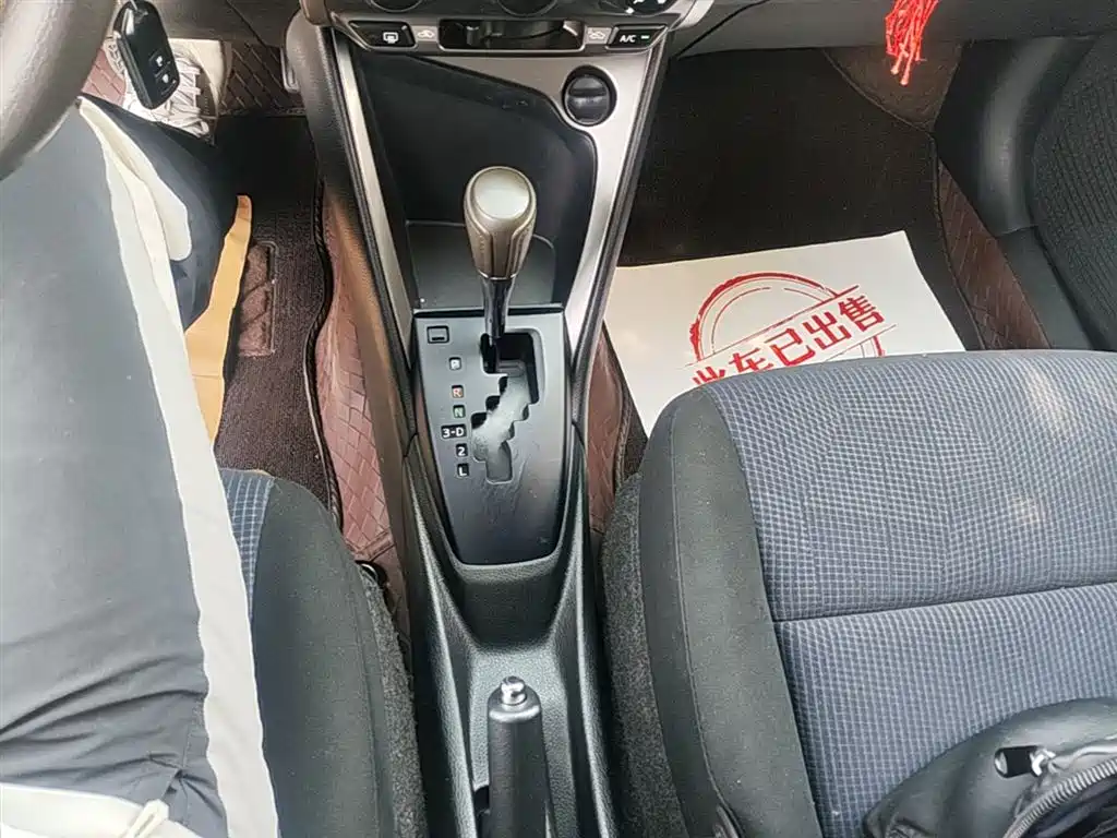Toyota YARiS L Zhi Xuan 2015 1.5E Auto Charming Edition фото 14