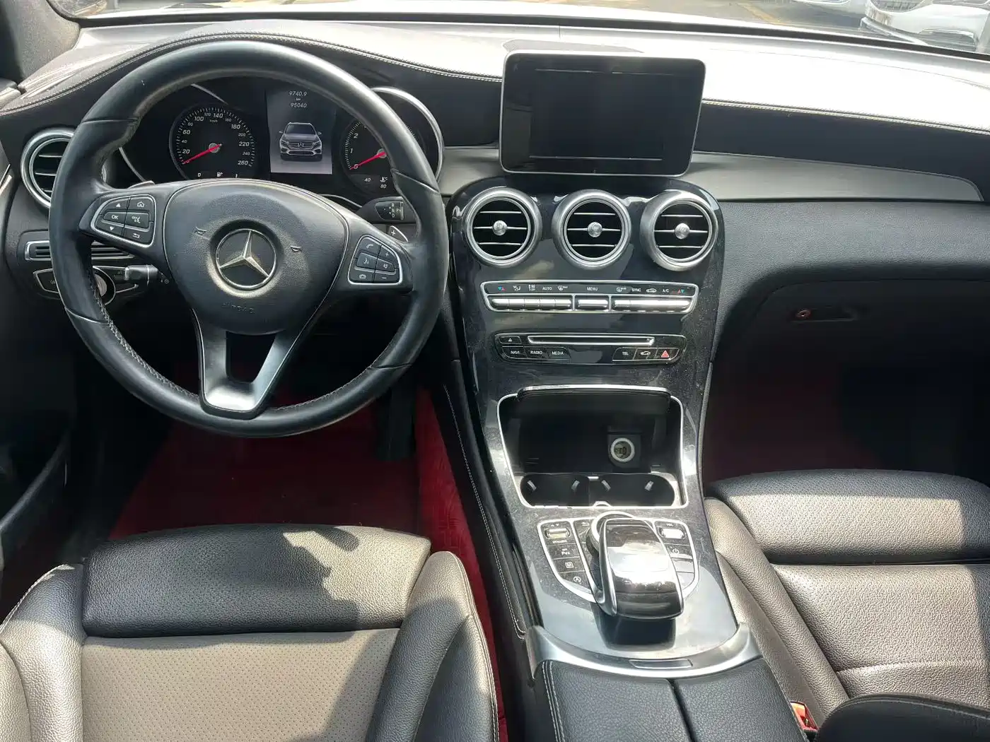 Mercedes-Benz GLC 2016 GLC 200 4MATIC фото 6