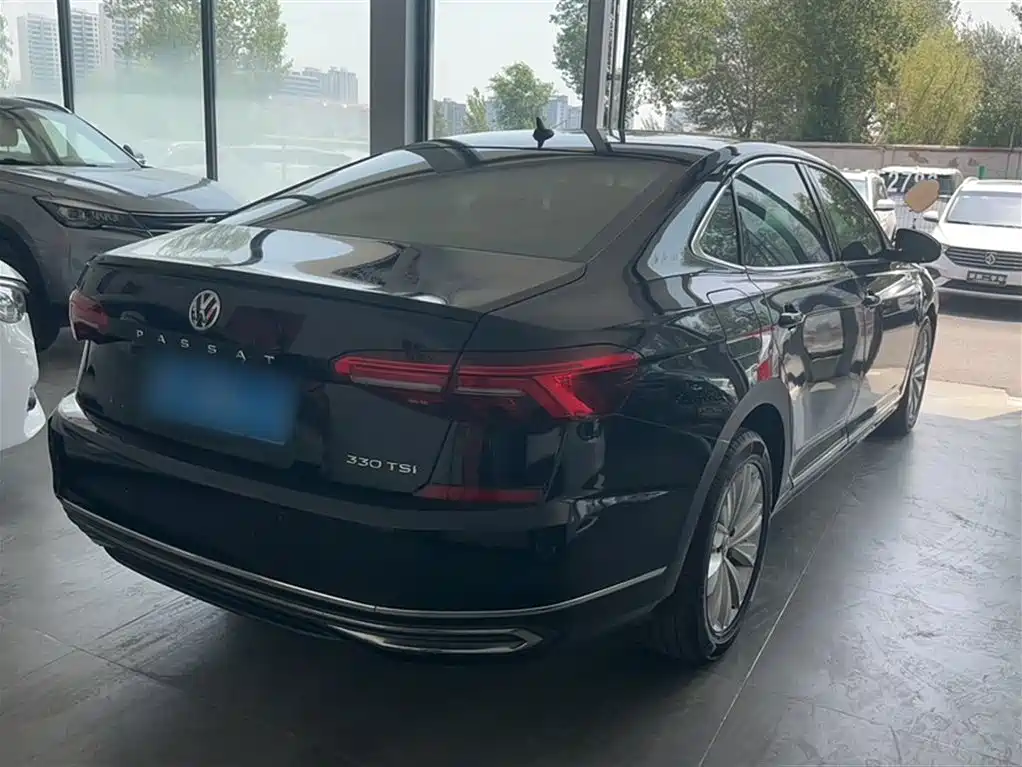Volkswagen Passat 2019 330TSI Elite Version China VI фото 5