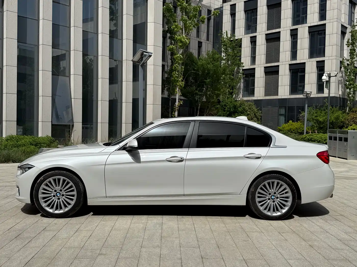 BMW 3 Series 2018 320Li Fashion Style фото 3