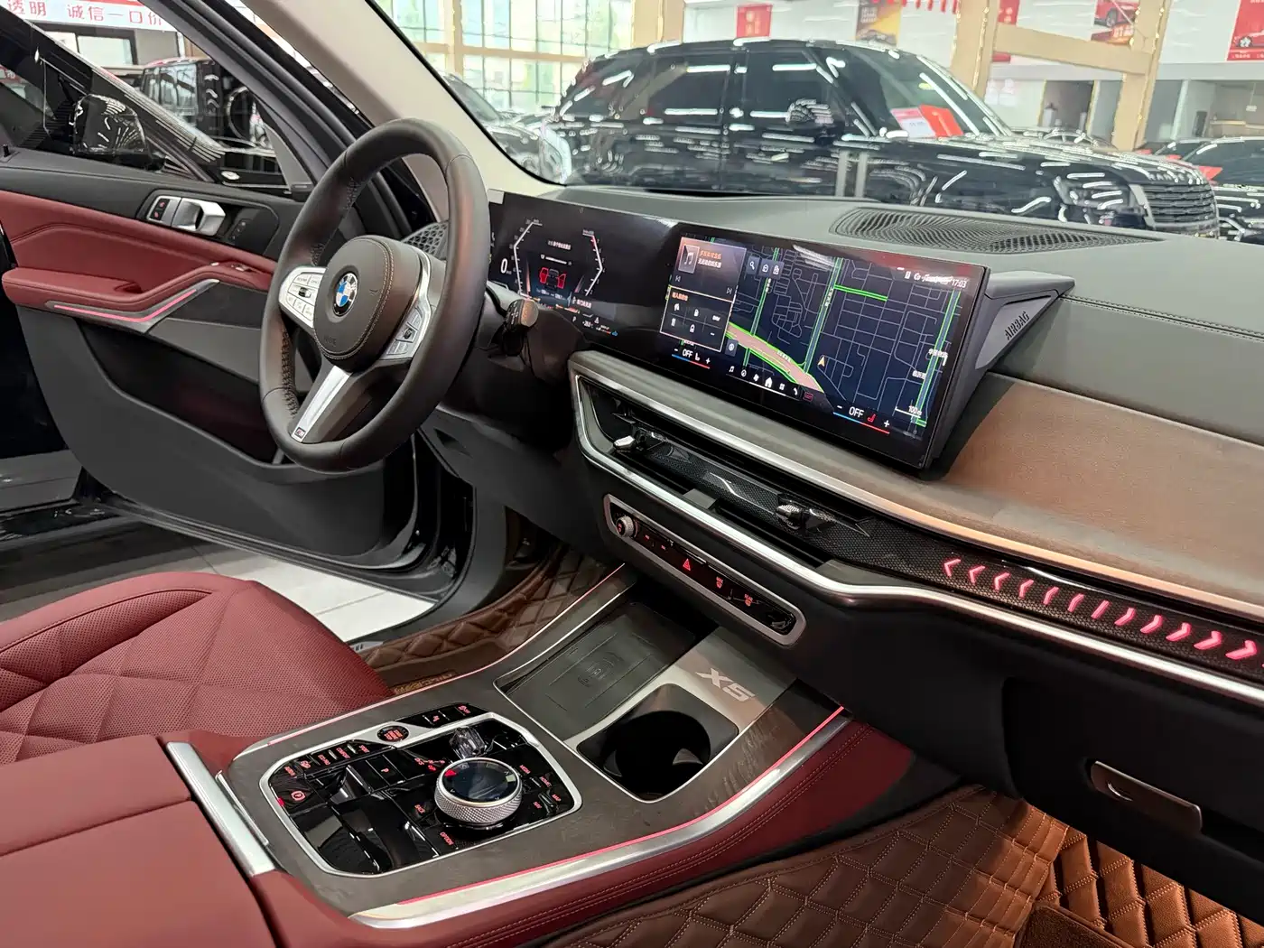 BMW X5 2026 2025 Model xDrive 30Li Exclusive M Sport Blackout Package