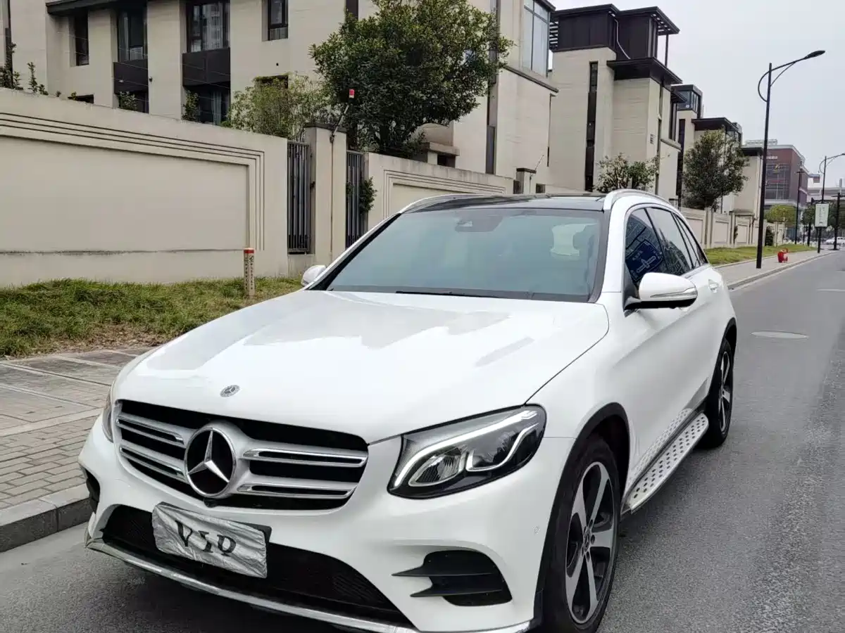 Mercedes-Benz GLC 2018 GLC 260 4MATIC Luxury