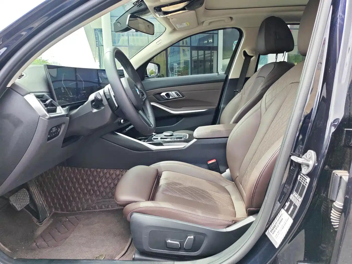 BMW 3 Series 2024 325Li M Sport Package фото 13