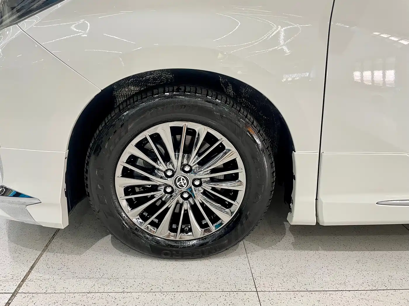 Toyota Alphard 2020 Hybrid 2.5L Premium Edition фото 6
