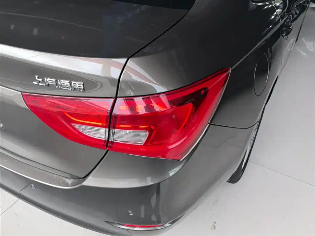 Buick Excelle 2016 15N Automatic Elite фото 8