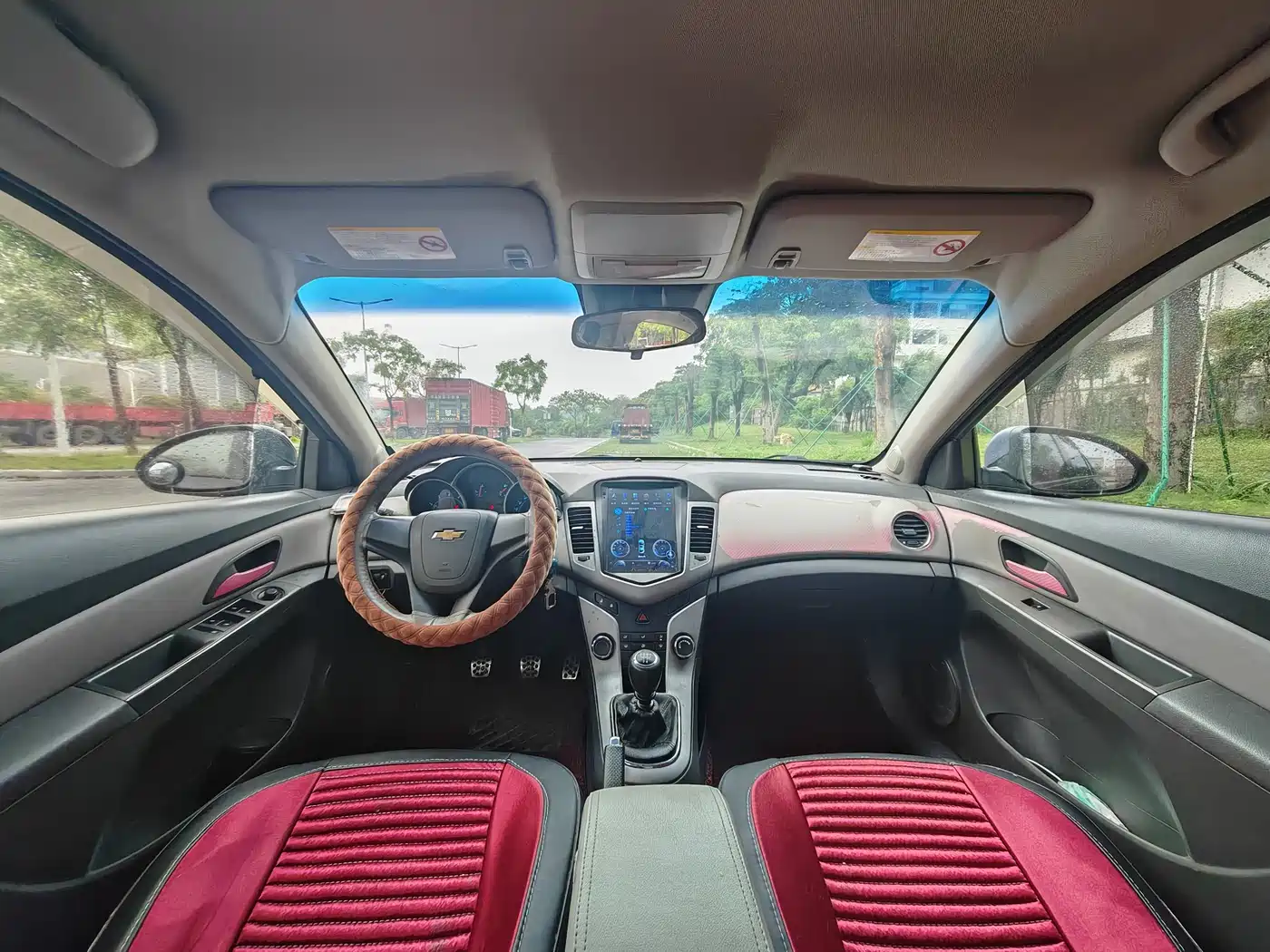 Chevrolet Cruze 2013 1.6L SL Sunroof MT фото 13