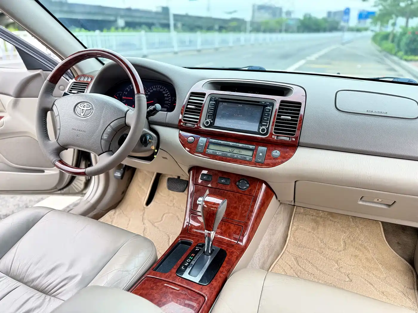 Toyota Camry (Overseas) 2005 2.4 Luxury Edition фото 7