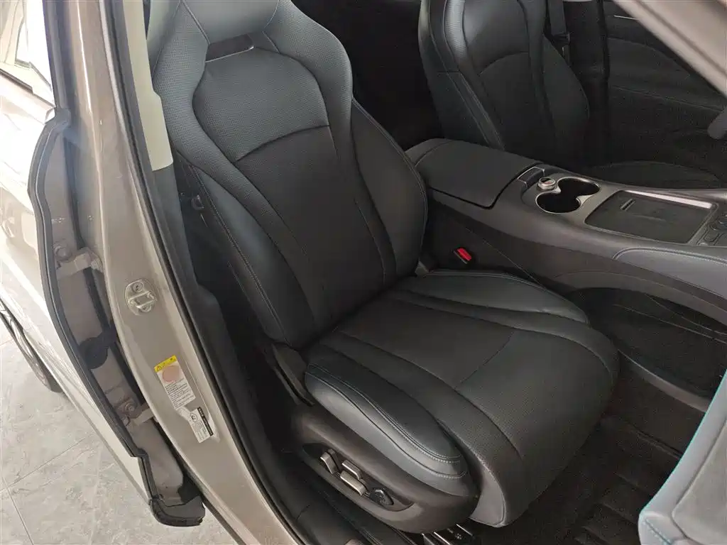 BYD Hai Shi 07 DM-i 2025 150 Pilot+ Edition фото 25