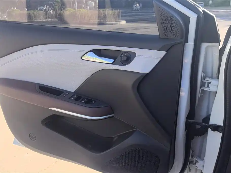 Chevrolet Monza 2023 1.5L Dual-Clutch Enjoyment Edition фото 7