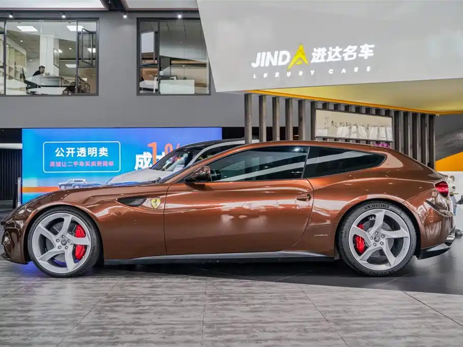 Ferrari FF 2012 6.3L V12 фото 6