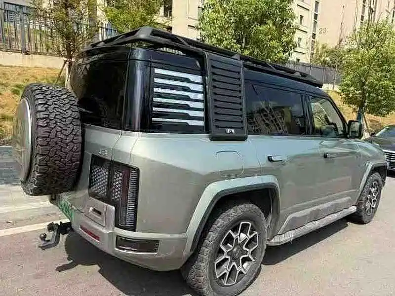 2026 Yangwang U8