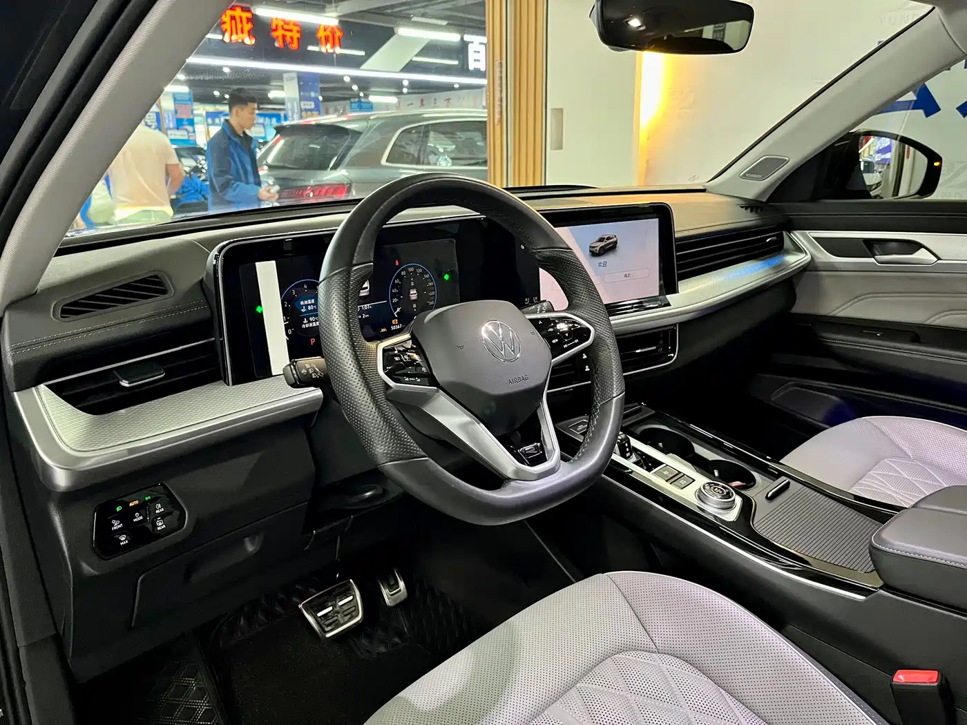 Volkswagen Talagon 2024 Model 380TSI 4WD R-Line Grand Touring Edition фото 10