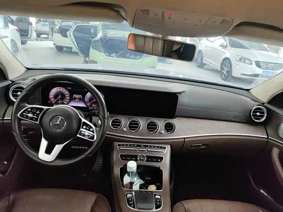 Mercedes-Benz E-Class 2019 Facelift E 300 L Luxury фото 5