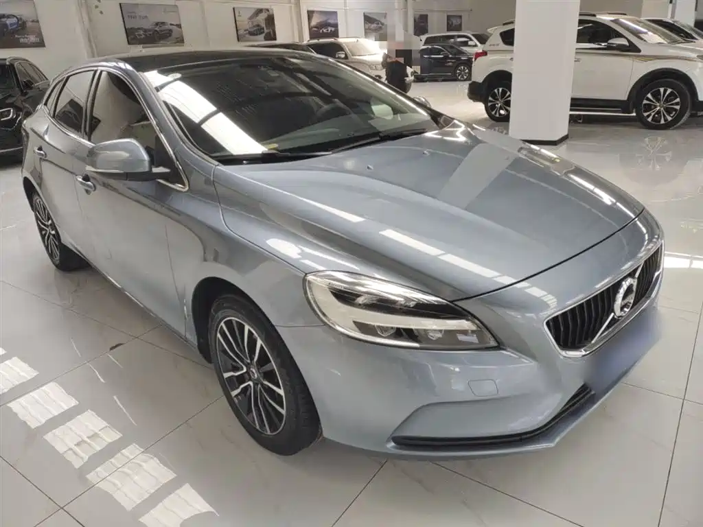 Volvo V40 2018 2018 T3 Inscription Edition