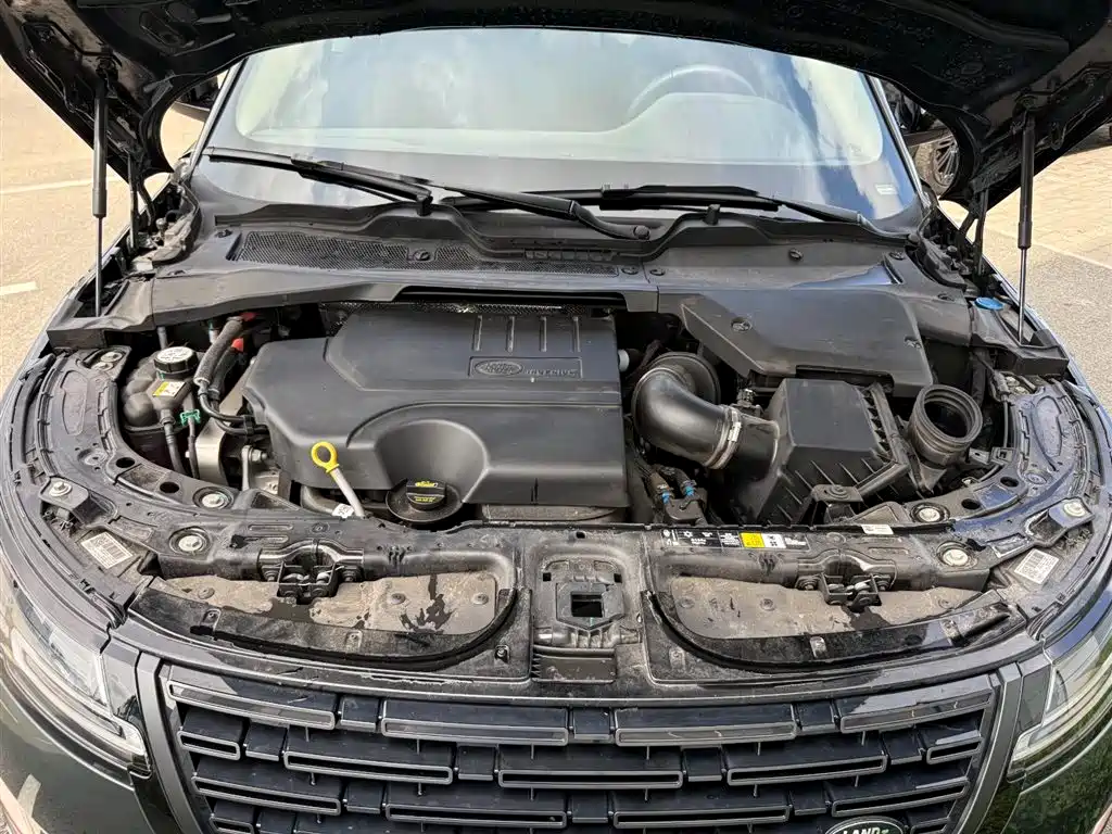 Land Rover Range Rover Evoque 2026 2026 Range Rover Evoque L SE