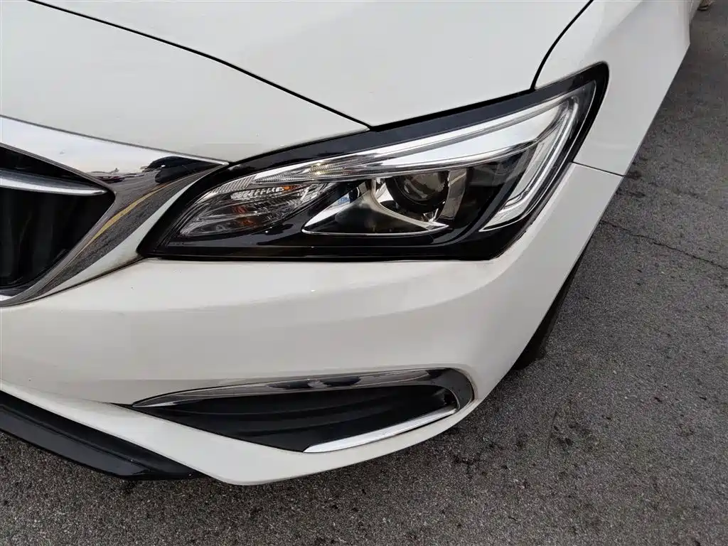 Buick Verano 2018 Sedan 15S Automatic Leading фото 18