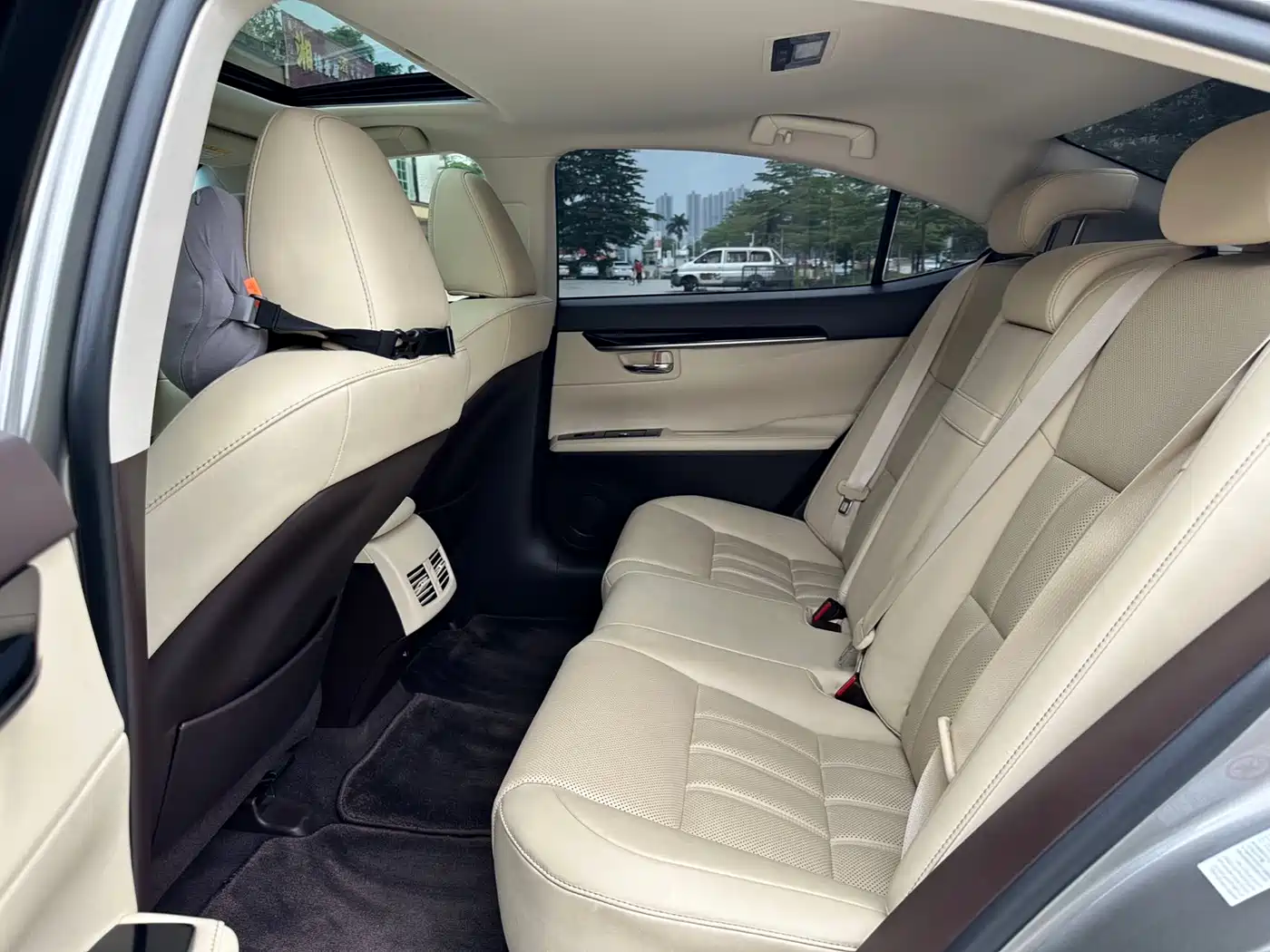 Lexus ES 2015 200 Elite Edition фото 6