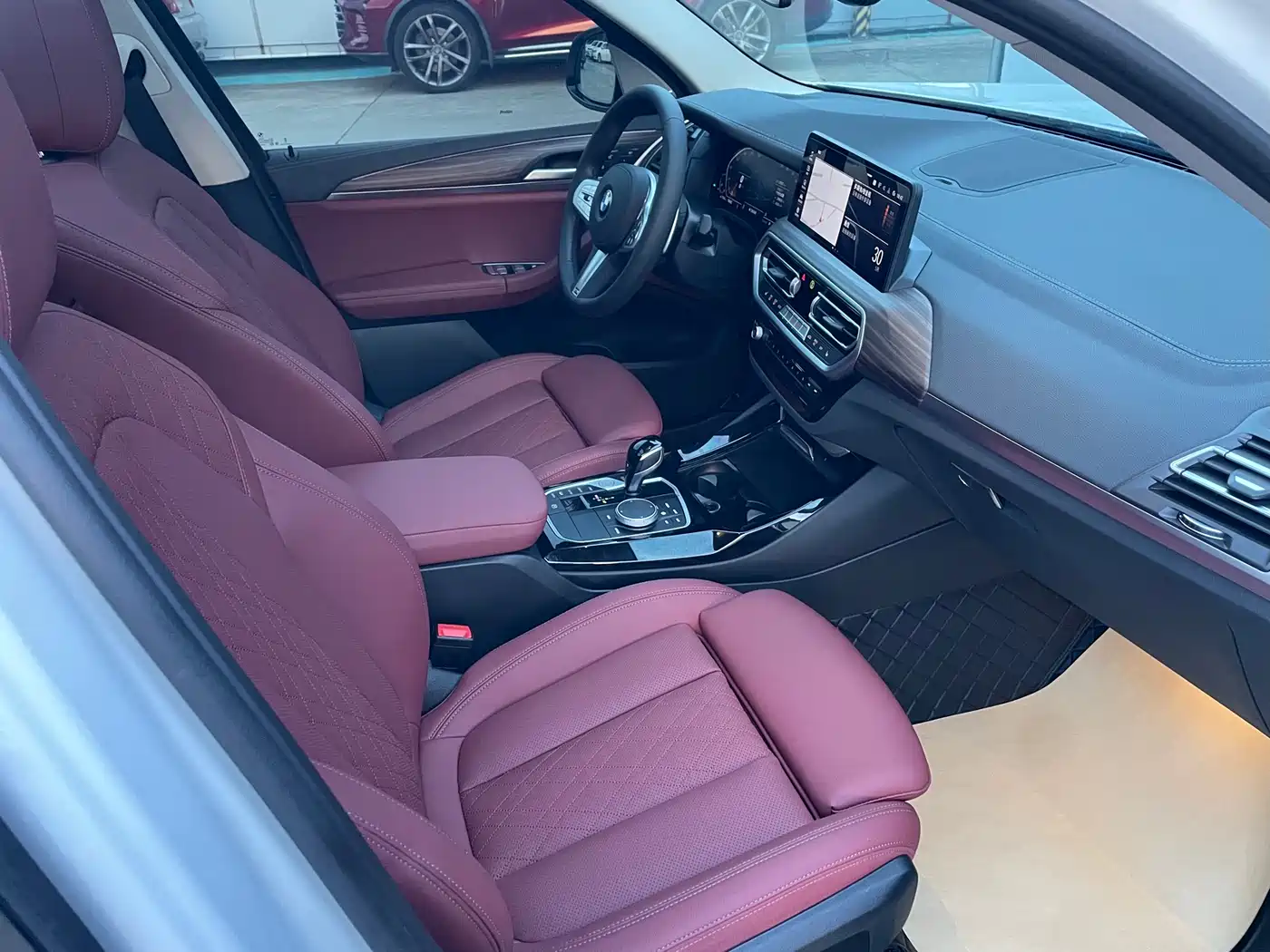 BMW X3 2023 Facelift xDrive30i Leading M Night Package фото 10
