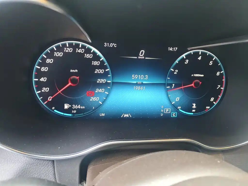 Mercedes-Benz GLC 2022 GLC 300 L 4MATIC Dynamic Collector's Edition фото 9